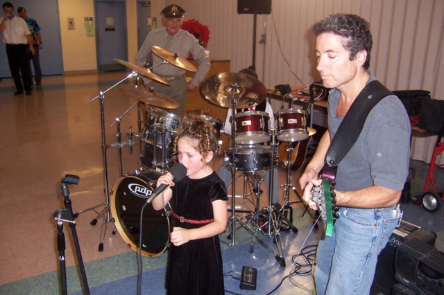 taylor_sings3
